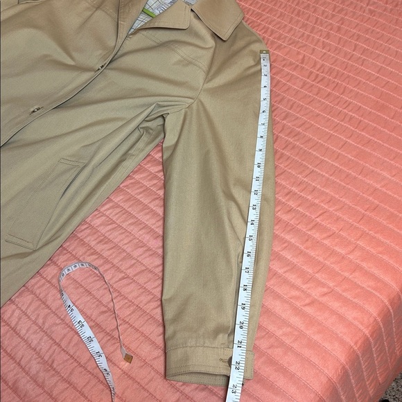 Vintage London Fog Tan Short Trench Coat size 6 - Picture 16 of 16